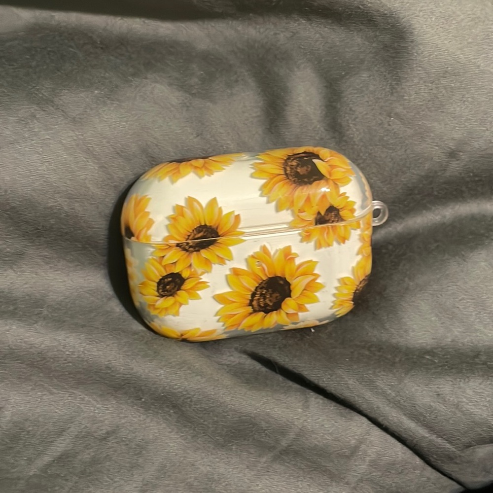 Sunflower Print AirPods Pro Case!
